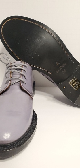 Shoes - Picture 4 of 5